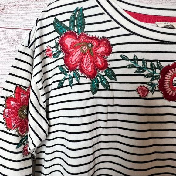 With Love Women’s 3/4 Sleeve Striped and Floral Blouse Sz L NWT - Picture 9 of 13